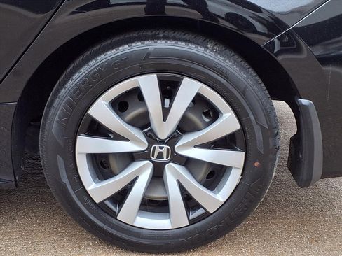 Used 2023 Honda Civic LX image 7