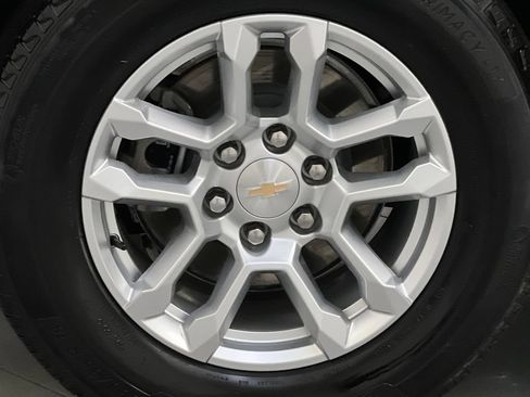 Used 2025 Chevrolet Suburban LT RWD image 76