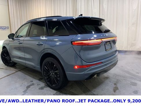 Used 2025 Lincoln Corsair Reserve w/ Equipment Group 202A image 5