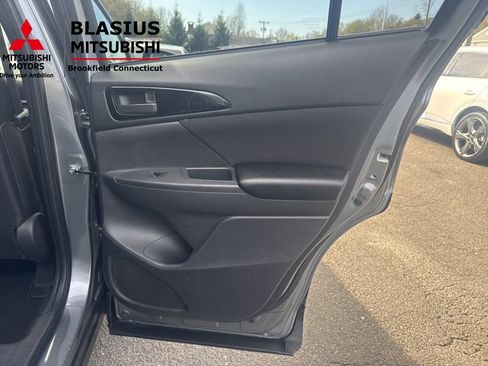 Used 2024 Mitsubishi Eclipse Cross AWD image 36
