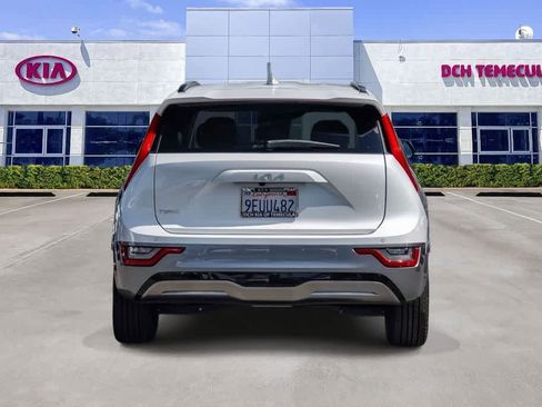 Certified 2023 Kia Niro Wave FWD image 5