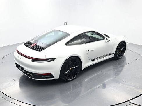 Certified 2022 Porsche 911 Carrera image 37