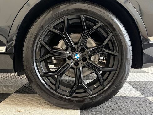 Used 2023 BMW X7 xDrive40i AWD/4WD image 17