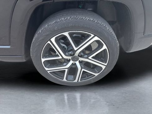 Used 2025 Jeep Compass Limited w/ Elite Group AWD/4WD image 30
