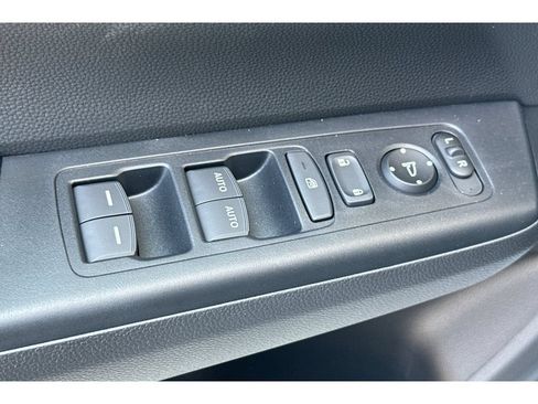 Used 2026 Honda CR-V Sport image 4