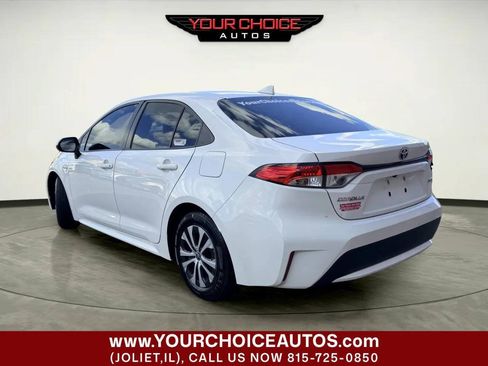Used 2021 Toyota Corolla LE FWD image 3