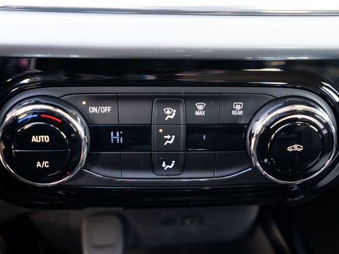 New 2026 Chevrolet Trax LT image 23