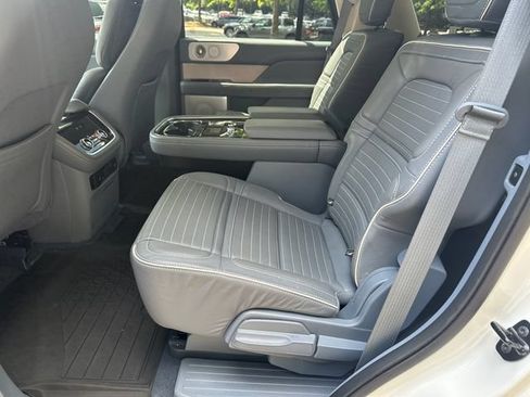 Used 2021 Lincoln Navigator Black Label w/ Cargo Convenience Package AWD/4WD image 24