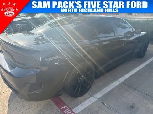 Used 2023 Dodge Charger Scat Pack w/ Daytona Edition Group RWD image 4