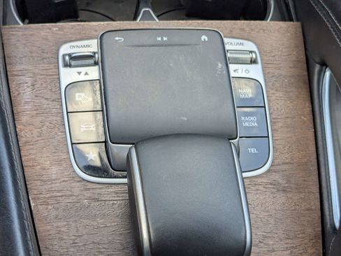 Used 2020 Mercedes-Benz GLS 450 4MATIC image 34