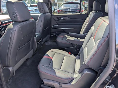 Used 2024 Chevrolet Traverse RS w/ LPO, Floor Liner Package image 18