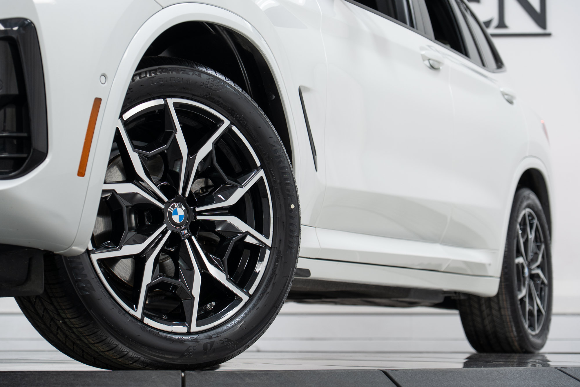 Certified 2023 BMW X3 xDrive30i w/ M Sport Package AWD/4WD image 27