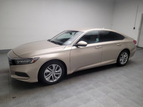 Used 2019 Honda Accord LX image 2