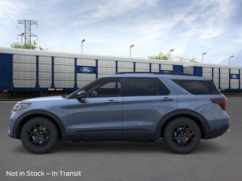 New 2026 Ford Explorer Tremor image 3