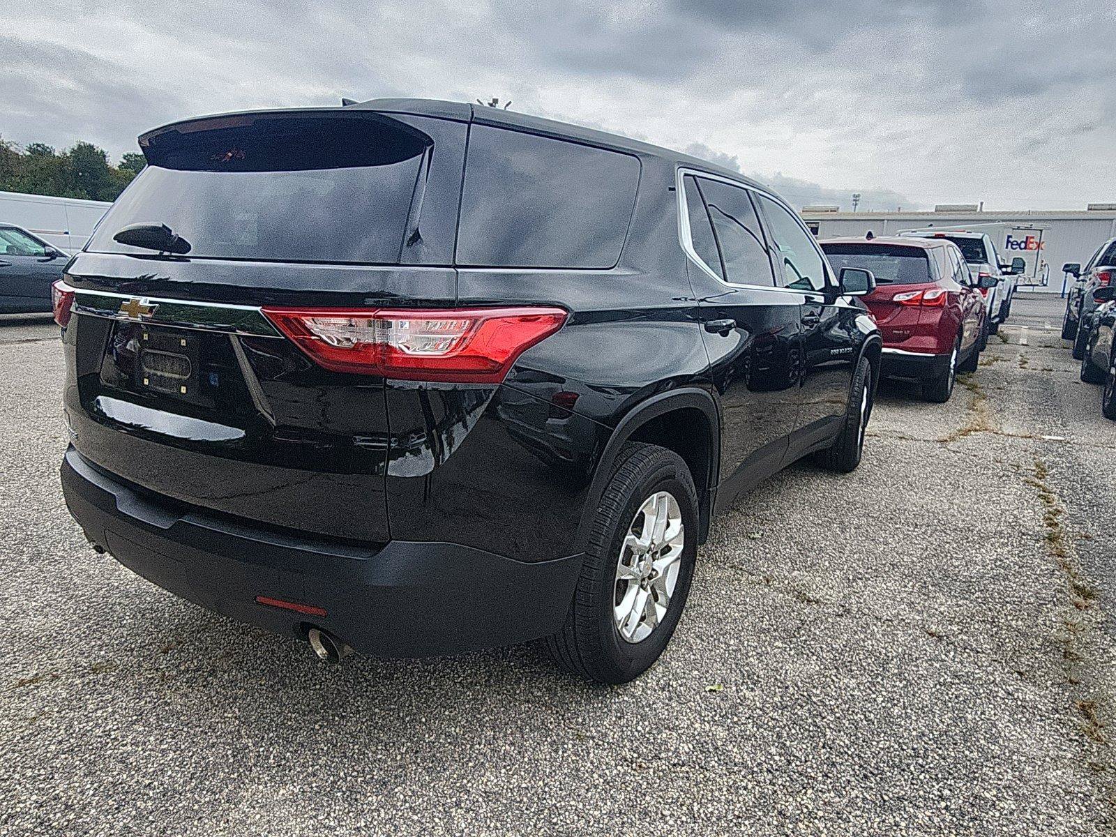 Used 2020 Chevrolet Traverse LS FWD image 5
