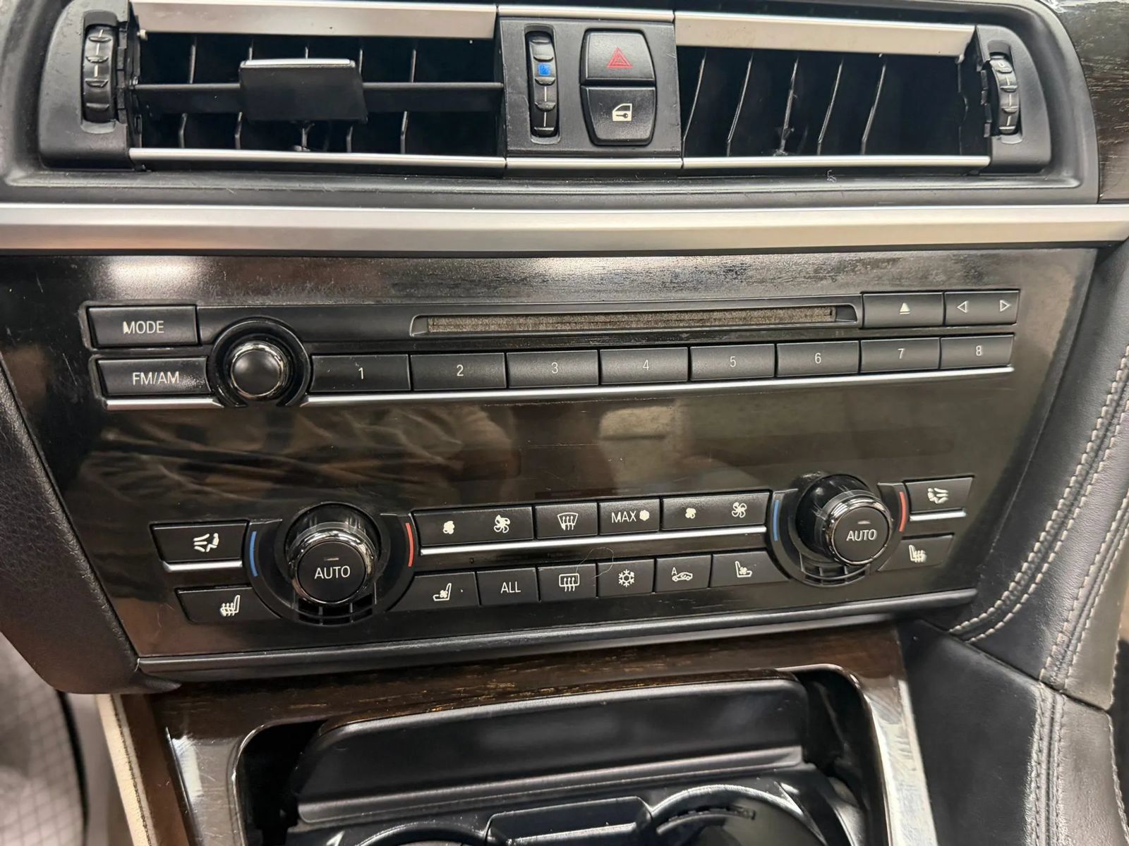 Used 2012 BMW 650i Convertible RWD image 25