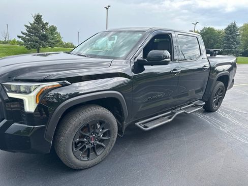 Used 2025 Toyota Tundra Limited w/ TRD Off-Road Package AWD/4WD image 3