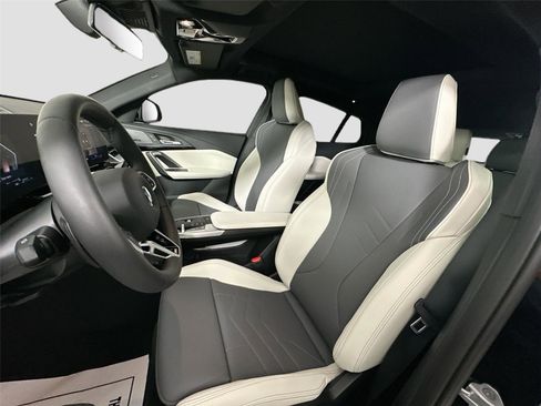 New 2026 BMW X2 xDrive28i AWD/4WD image 22