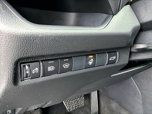 Used 2023 Toyota RAV4 SE w/ Weather & Moonroof Package AWD/4WD image 33