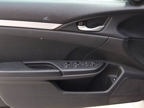 Used 2020 Honda Civic Sport image 7