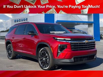 New 2026 Chevrolet Traverse LT w/ Sun and Wheel Package