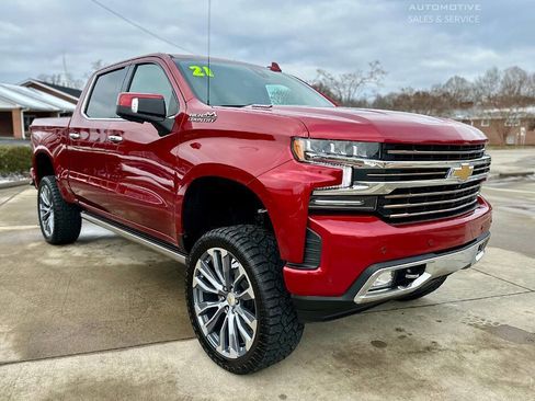 Used 2021 Chevrolet Silverado 1500 High Country w/ Technology Package image 4