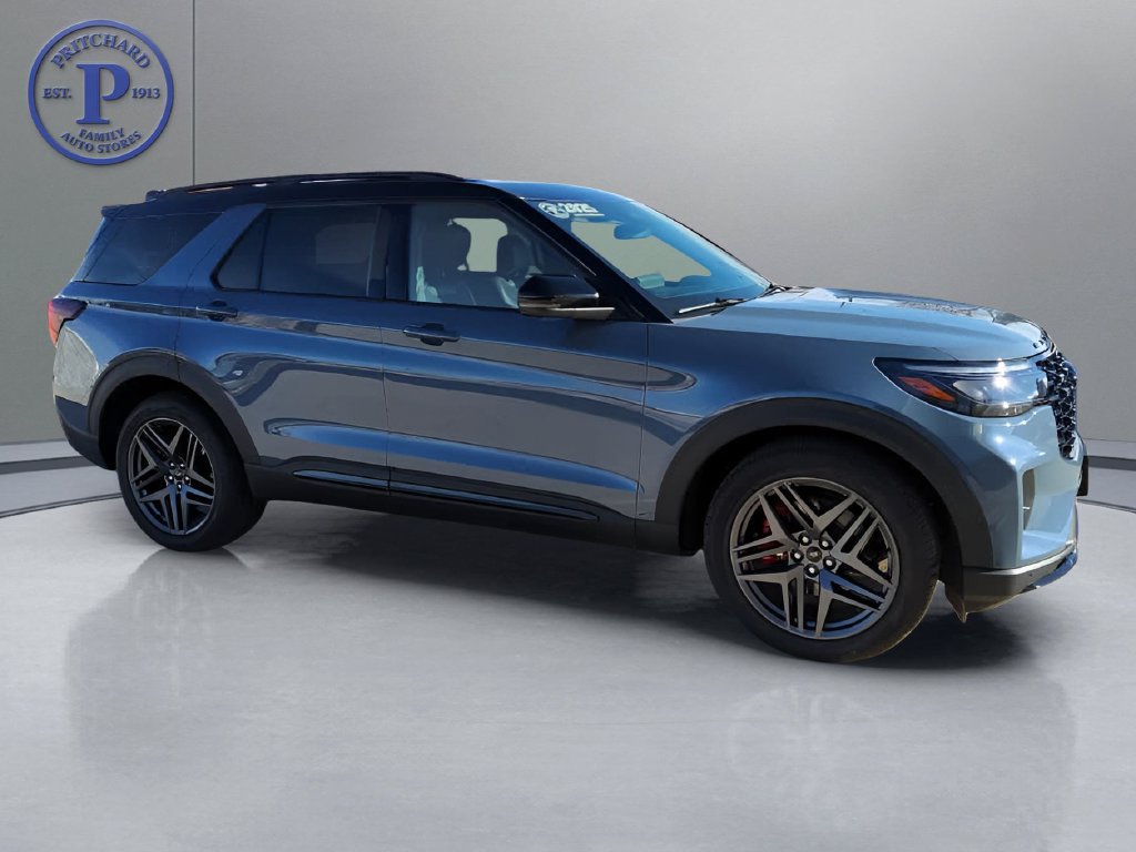 Used 2025 Ford Explorer ST w/ Sun And Sound Package AWD/4WD image 1