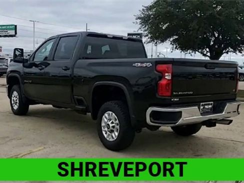 Used 2024 Chevrolet Silverado 2500 LT image 7