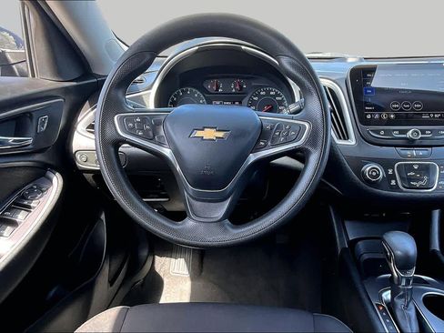 Used 2022 Chevrolet Malibu LS FWD image 6