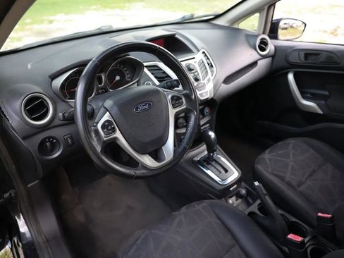 Used 2011 Ford Fiesta SES w/ 301A Rapid Spec Order Code FWD image 4