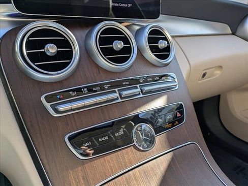 Used 2021 Mercedes-Benz C 300 4MATIC Sedan image 11