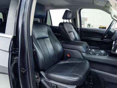 Used 2024 Ford Expedition Max XLT AWD/4WD image 26