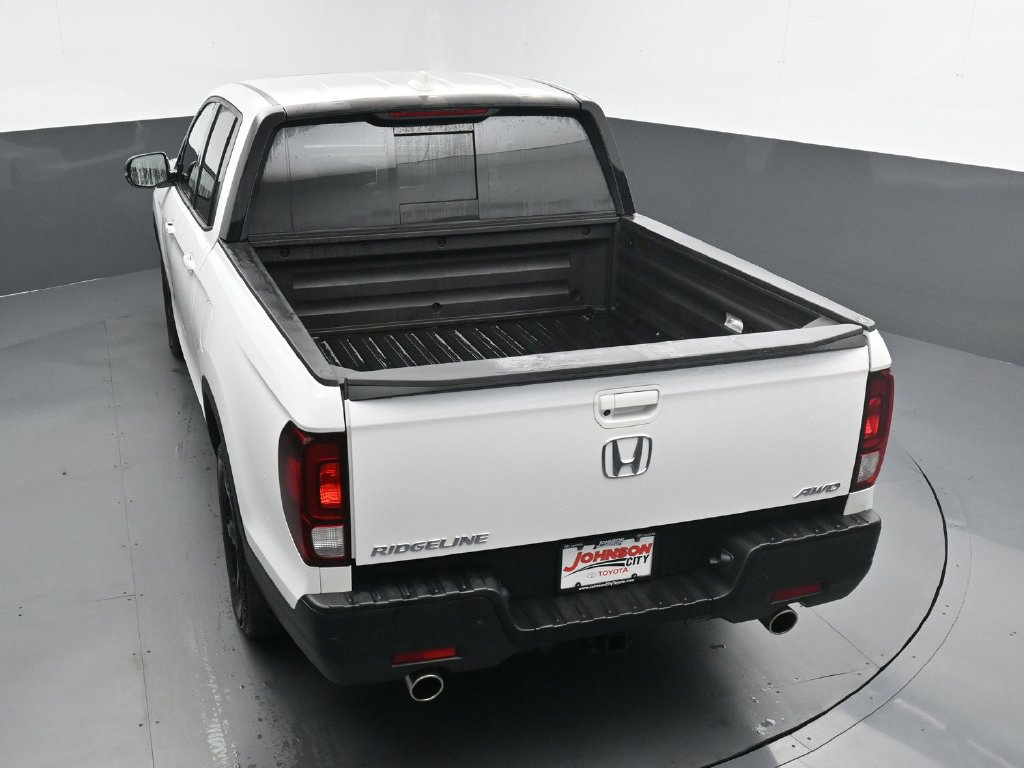 Used 2023 Honda Ridgeline Black Edition image 32