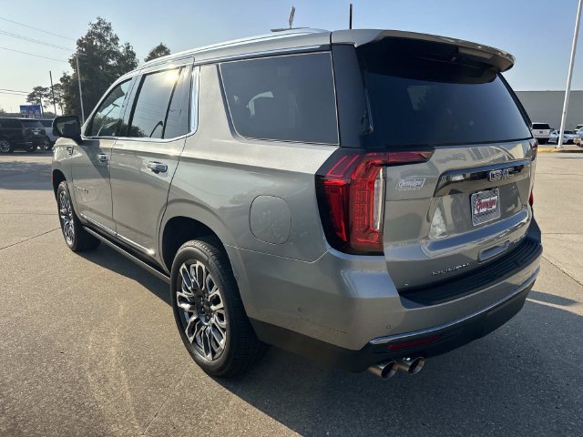 Used 2024 GMC Yukon Denali Ultimate AWD/4WD image 7