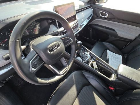 Used 2022 Jeep Compass Latitude AWD/4WD image 24