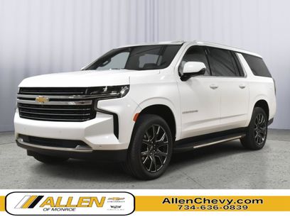 Used 2024 Chevrolet Suburban LT w/ LT Signature Package
