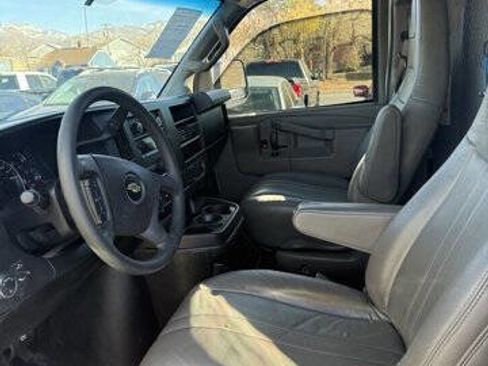 Used 2017 Chevrolet Express 2500 2500 3dr Cargo Van image 14