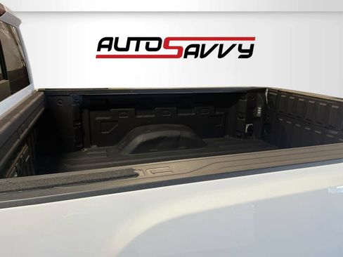 Used 2024 GMC Sierra 2500 SLT w/ SLT Premium Package AWD/4WD image 27