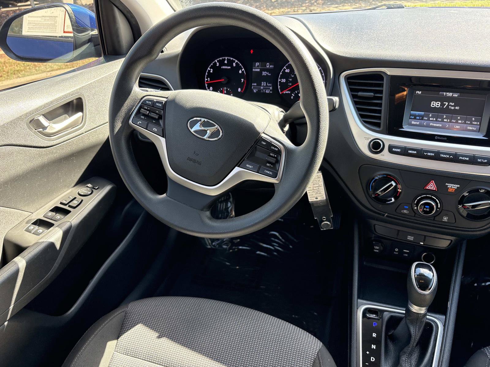Used 2022 Hyundai Accent SE FWD image 26