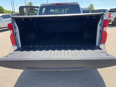 Used 2022 Chevrolet Silverado 1500 LTZ w/ LTZ Premium Package AWD/4WD image 47