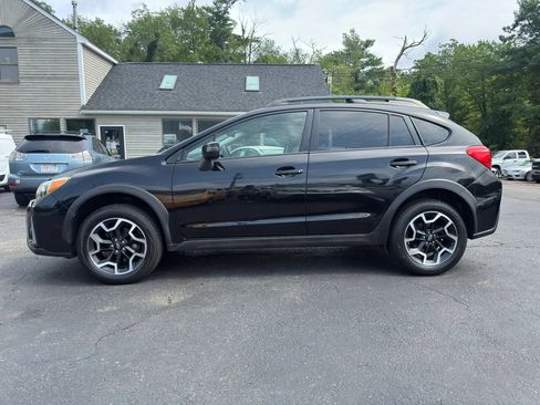 Used 2017 Subaru Crosstrek 2.0i Limited AWD/4WD image 4