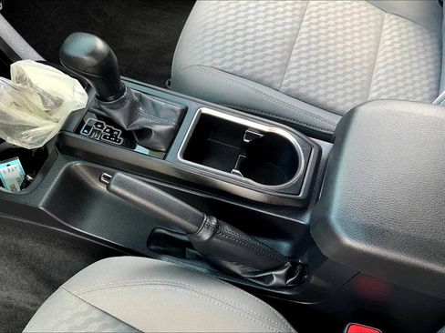 Certified 2023 Toyota Tacoma SR image 15