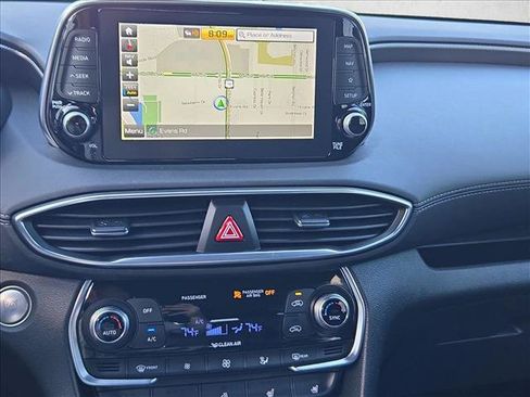 Used 2019 Hyundai Santa Fe FWD image 15