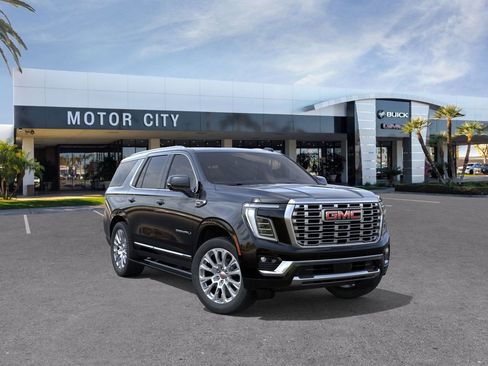 New 2026 GMC Yukon Denali w/ Sun & Power Step Package AWD/4WD image 9
