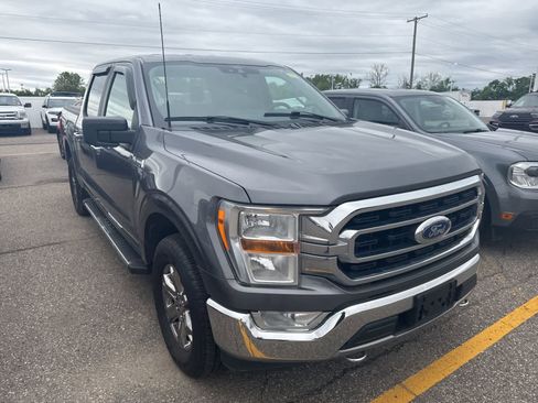 Used 2021 Ford F150 XLT w/ XTR Package AWD/4WD image 9
