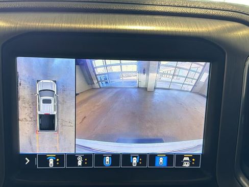Used 2020 GMC Sierra 1500 Denali w/ Denali Ultimate Package AWD/4WD image 40
