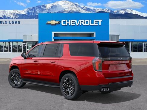 New 2026 Chevrolet Suburban RST AWD/4WD image 3