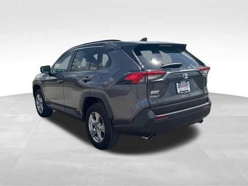 Used 2025 Toyota RAV4 XLE image 7
