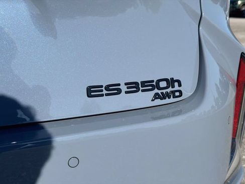 New 2026 Lexus ES 350h AWD w/ Cold Area Package image 11