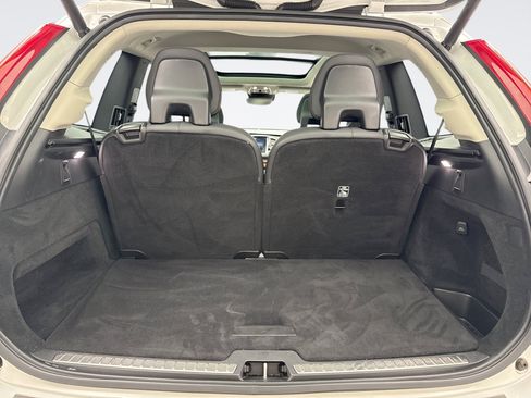 Used 2021 Volvo XC90 T8 Inscription Expression w/ Advanced Package AWD/4WD image 24